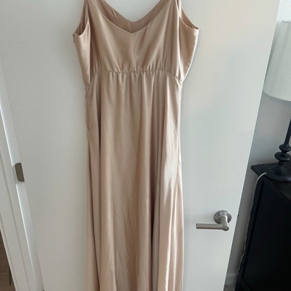 Show Me Your Mumu Faith Maxi Dress - SIZE LARGE - CHAMPAGNE COLOR - Picture 8 of 11